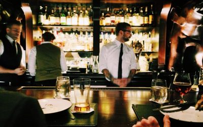 世界の飲酒文化と法律：旅の前に知るべきこと