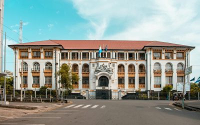 世界のトップ大学：学術の殿堂を探る