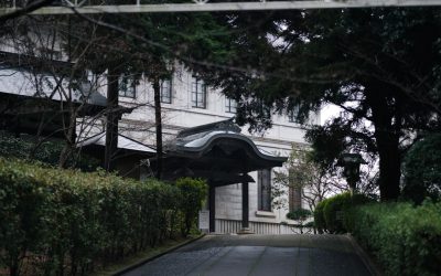 地元民が教える！日本の秘境絶景スポット