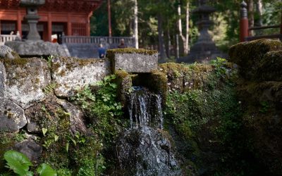 日本の秘境温泉：心癒す絶景露天風呂への旅
