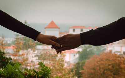 元恋人が再び戻ってくる心理：最新の洞察と健全な復縁への道筋