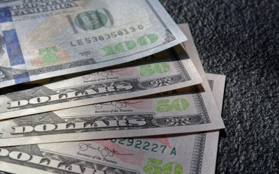 安定収益を狙う！ネイキッド・プット売り戦略のすべて：リスクとリターンを徹底解説