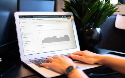 ブログで成功するための最新Google SEO戦略:E-E-A-Tとヘルプフルコンテンツの時代を乗りこなす