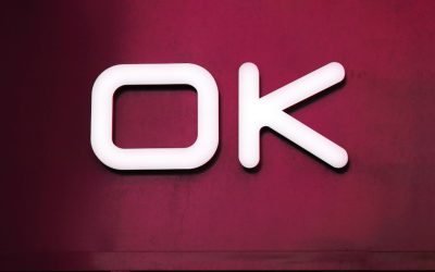 デジタル時代を駆け抜ける！YouTube、Instagram、TikTok、Facebookで影響力を持つインフルエンサーになる究極ガイド